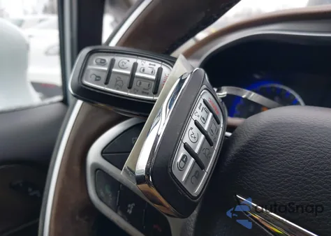 2018 Chrysler Pacifica Limited z USA, uszkodzony, nr VIN 2C4RC1GG4JR186396